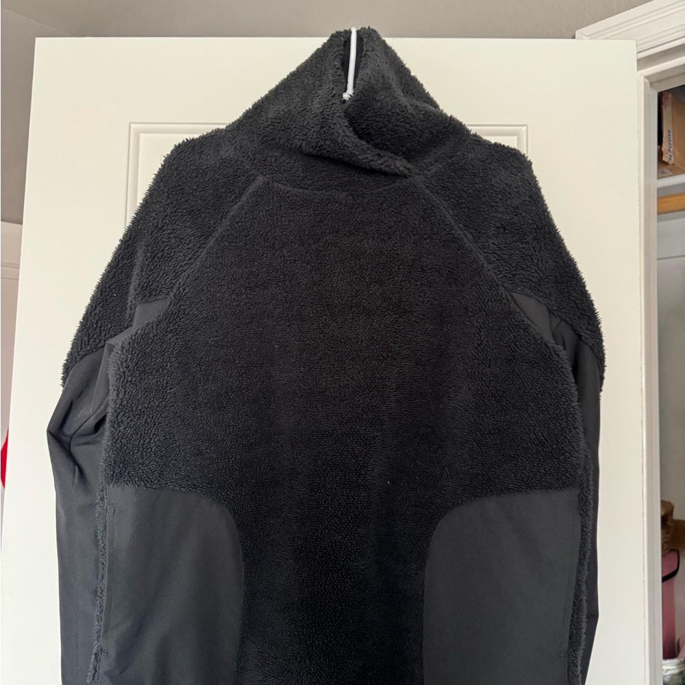 Nike Sweater